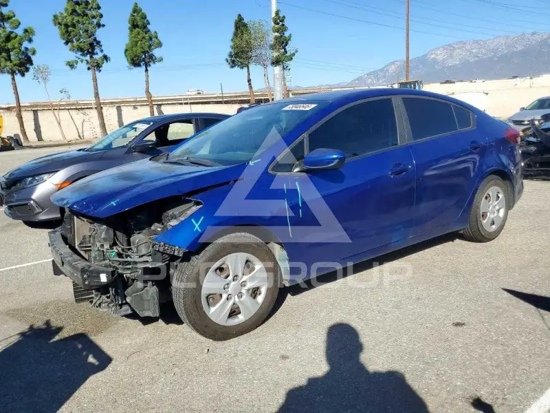 2017 KIA Forte фото