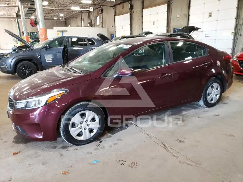 2017 KIA Forte фото