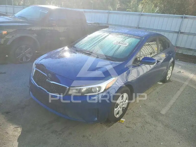 2017 KIA Forte фото