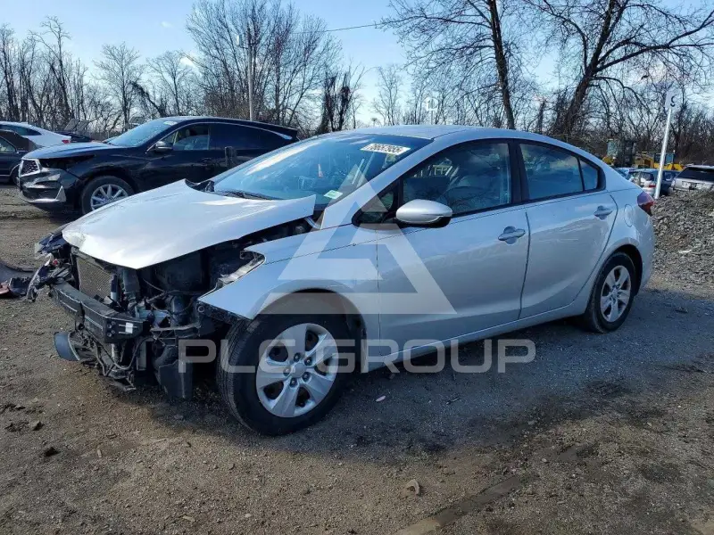 2017 KIA Forte photo