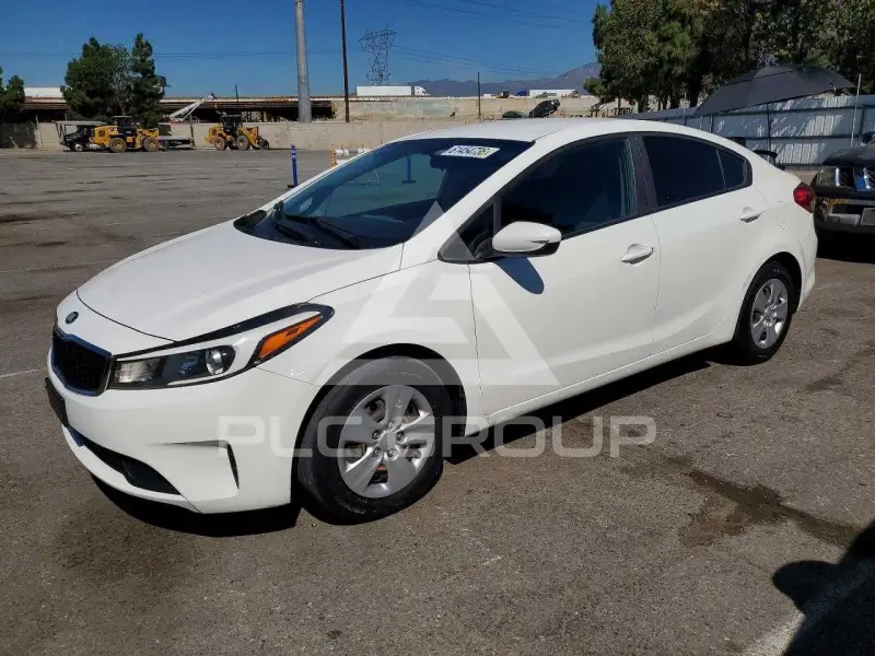 2017 KIA Forte photo