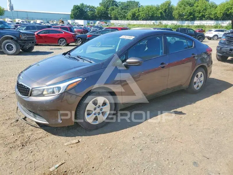 2017 KIA Forte photo