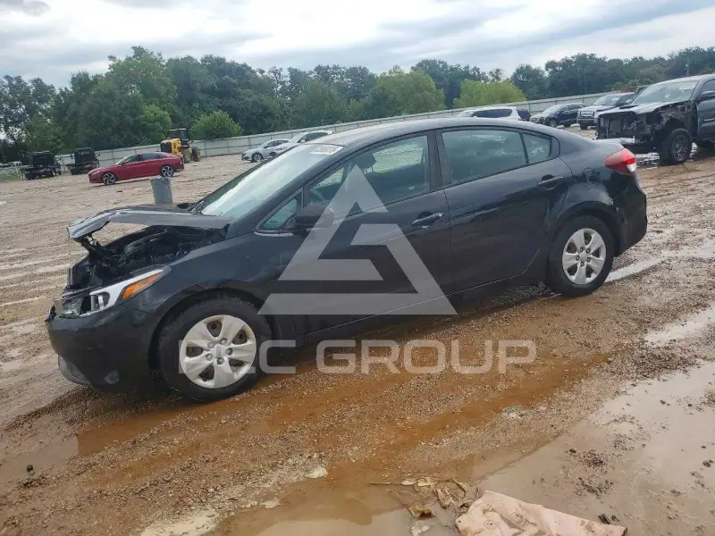 2017 KIA Forte фото