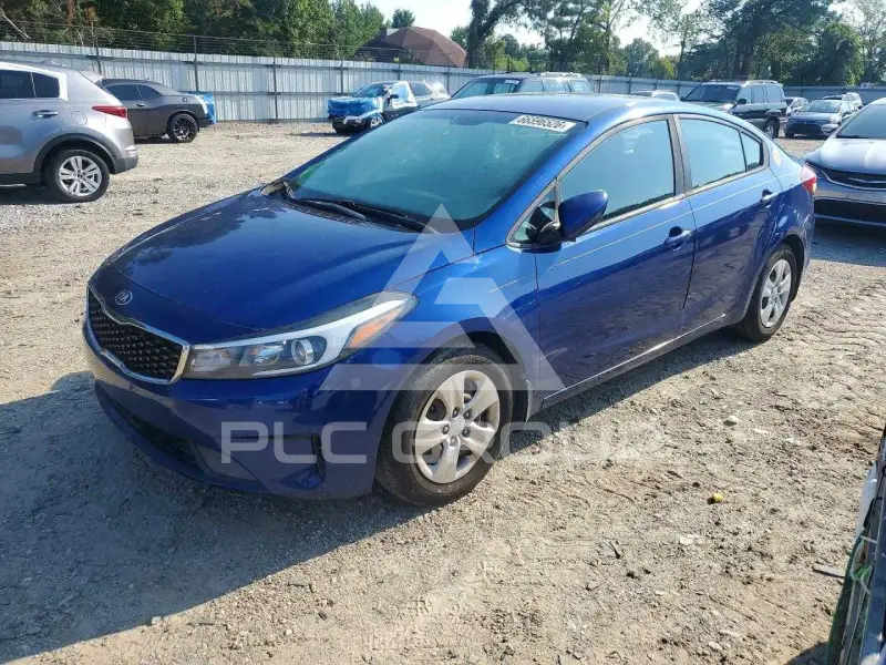 2017 KIA Forte photo