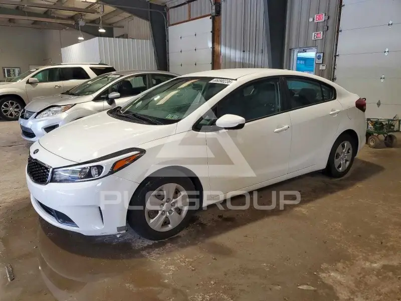 2017 KIA Forte фото