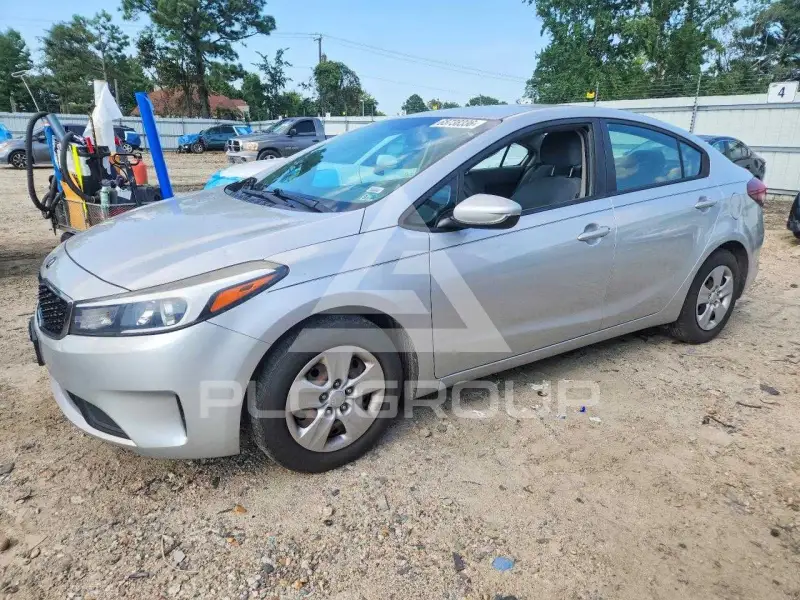 2017 KIA Forte фото