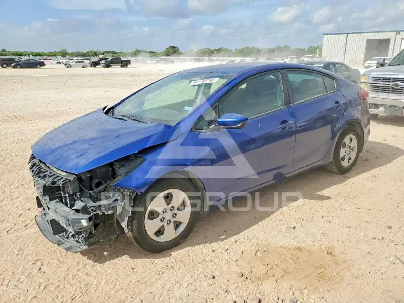 2017 KIA Forte photo