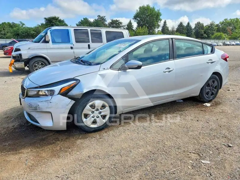 2017 KIA Forte фото