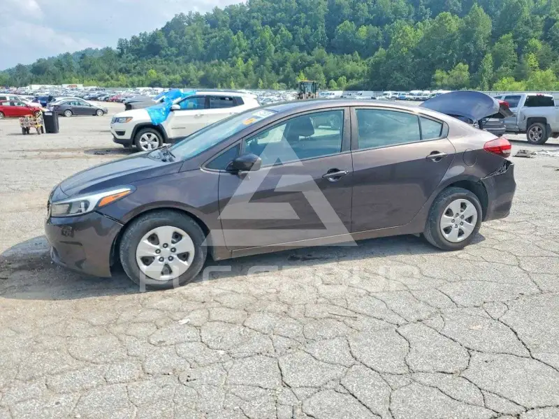 2017 KIA Forte photo