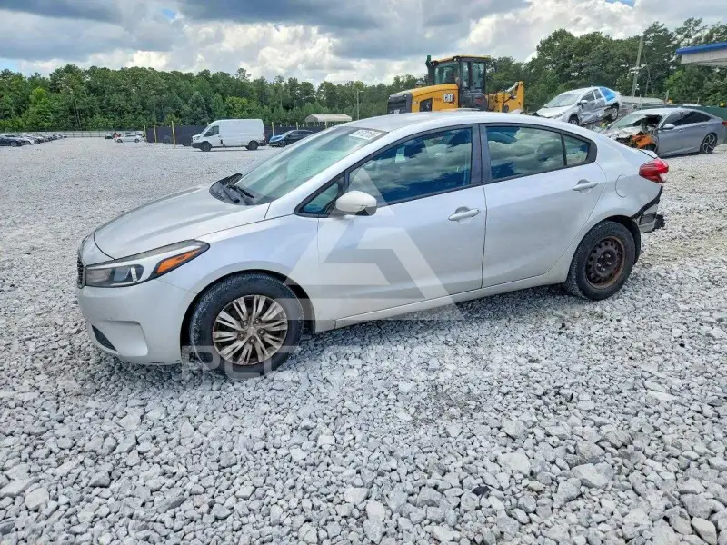2017 KIA Forte фото