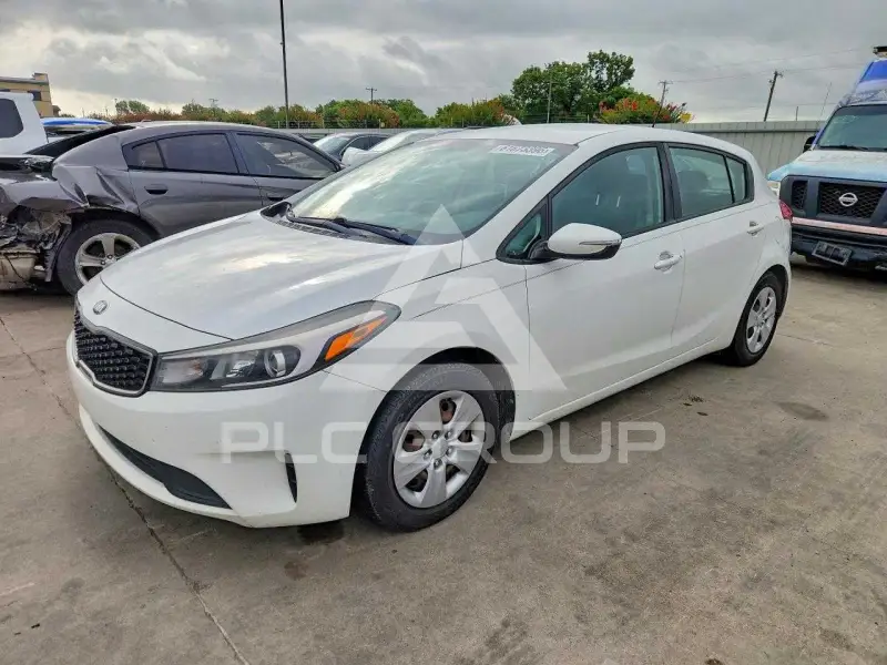 2017 KIA Forte фото
