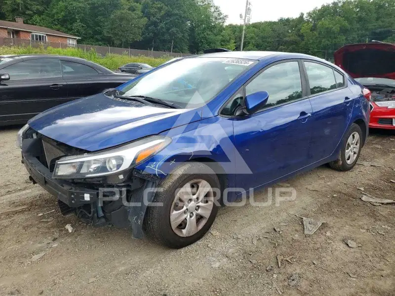 2017 KIA Forte фото
