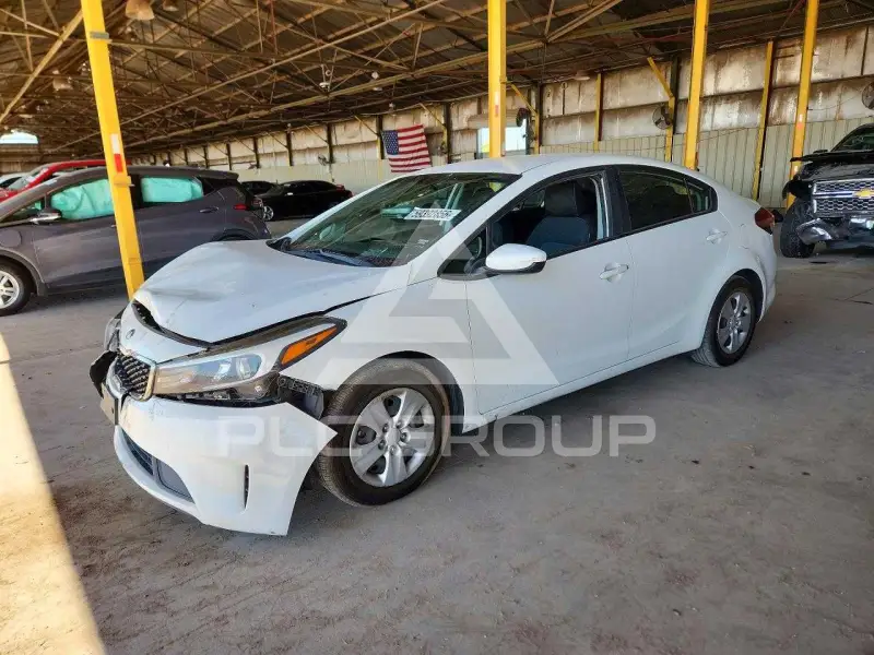 2017 KIA Forte фото