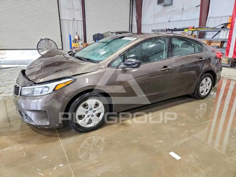 2017 KIA Forte photo