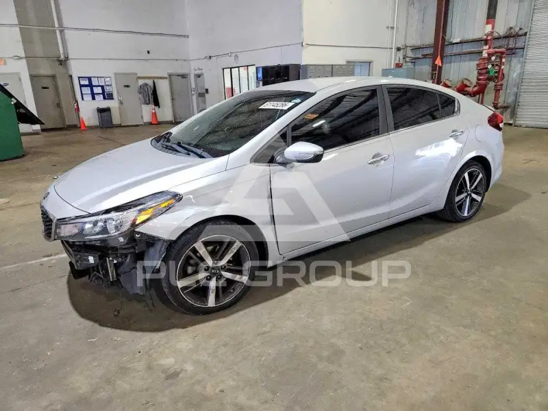 2017 KIA Forte фото