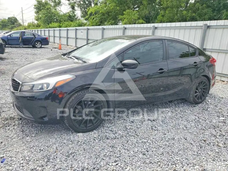 2017 KIA Forte фото