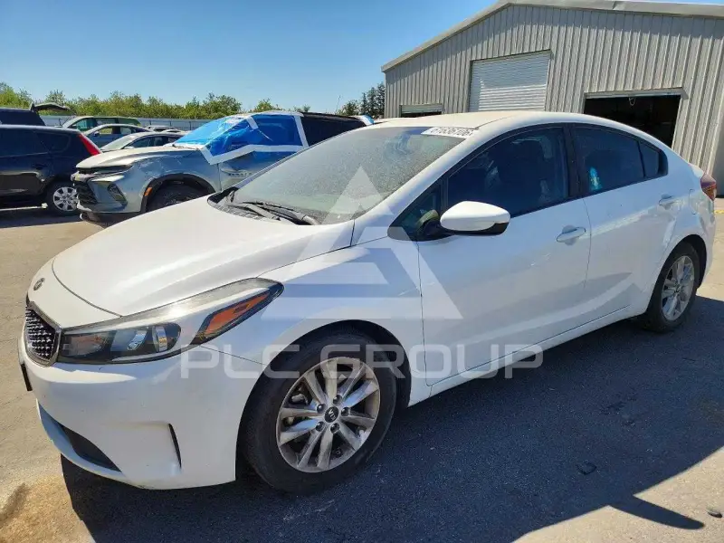 2017 KIA Forte фото