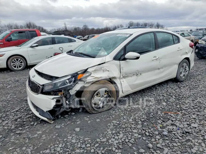 2017 KIA Forte фото