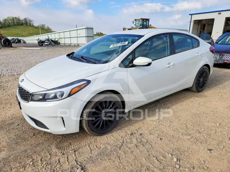 2017 KIA Forte photo