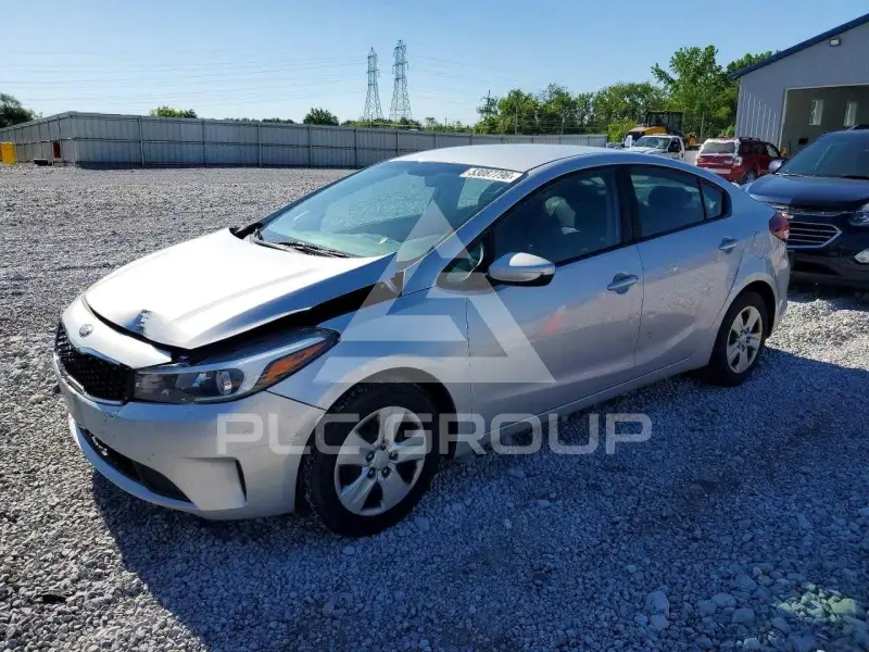 2017 KIA Forte photo