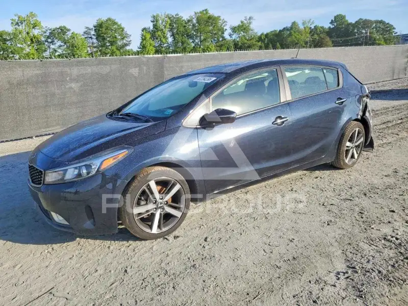2017 KIA Forte фото