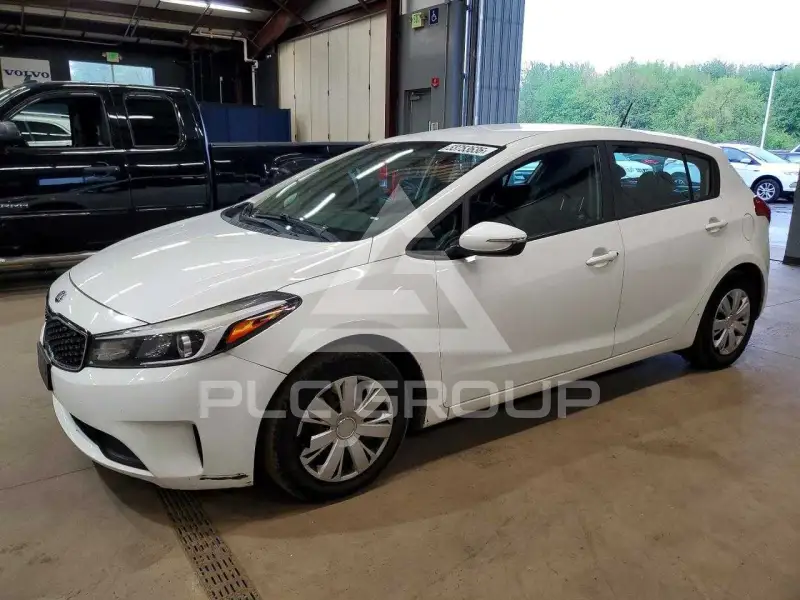 2017 KIA Forte фото
