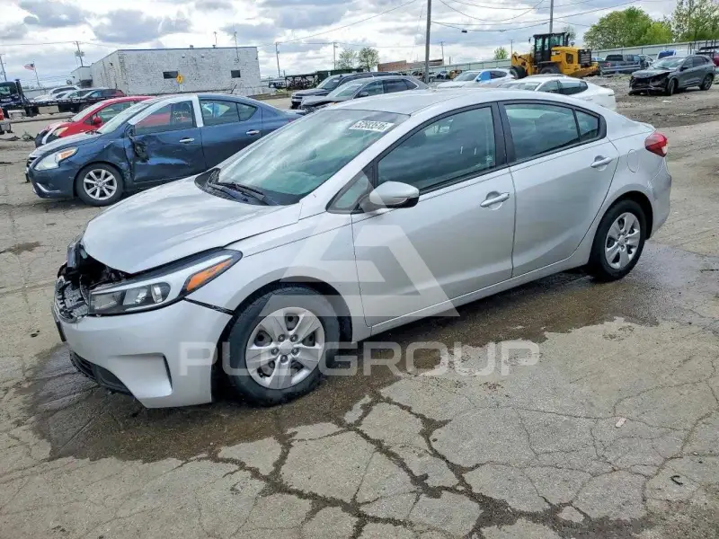 2017 KIA Forte photo