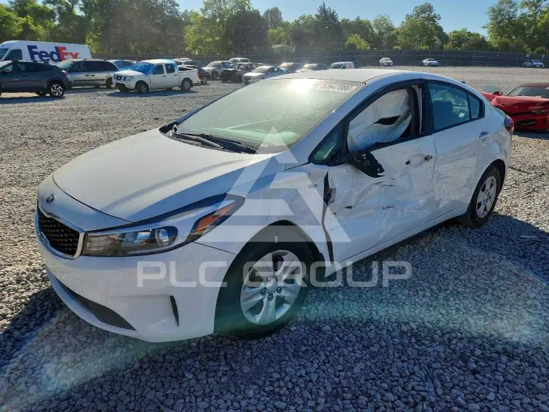 2017 KIA Forte photo