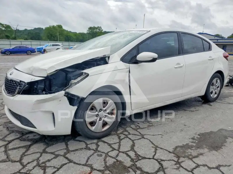 2017 KIA Forte фото