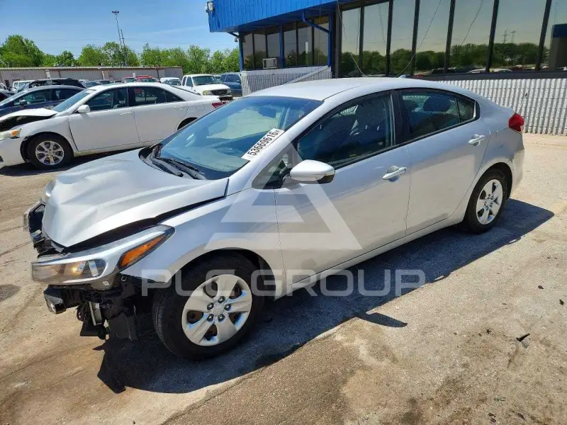 2017 KIA Forte фото