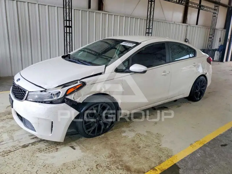 2017 KIA Forte photo
