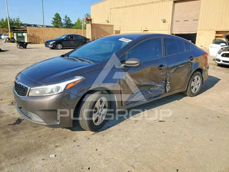 2017 KIA Forte photo
