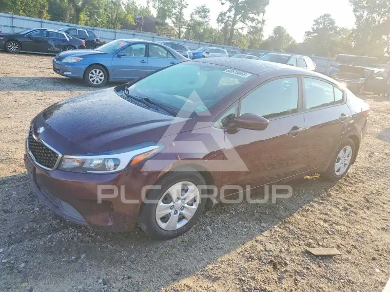 2017 KIA Forte фото