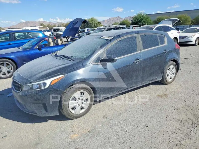 2017 KIA Forte photo