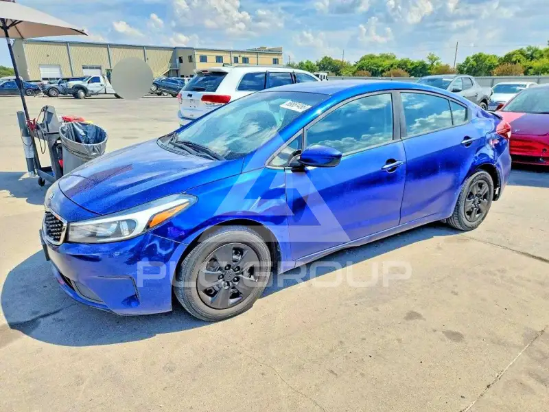 2017 KIA Forte фото