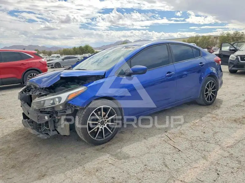 2017 KIA Forte photo