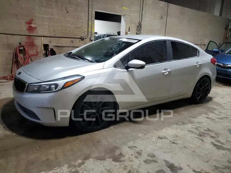 2017 KIA Forte фото