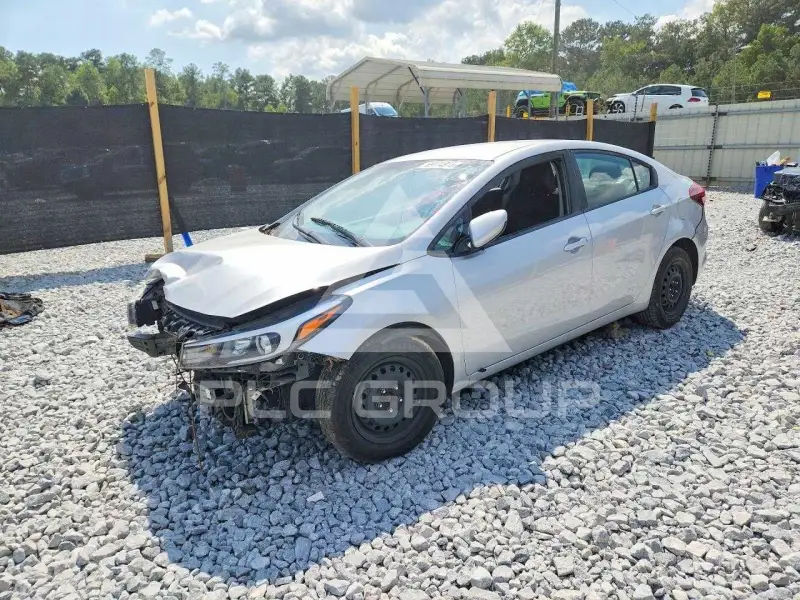 2017 KIA Forte photo