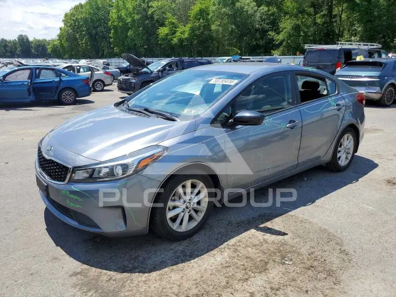 2017 KIA Forte фото