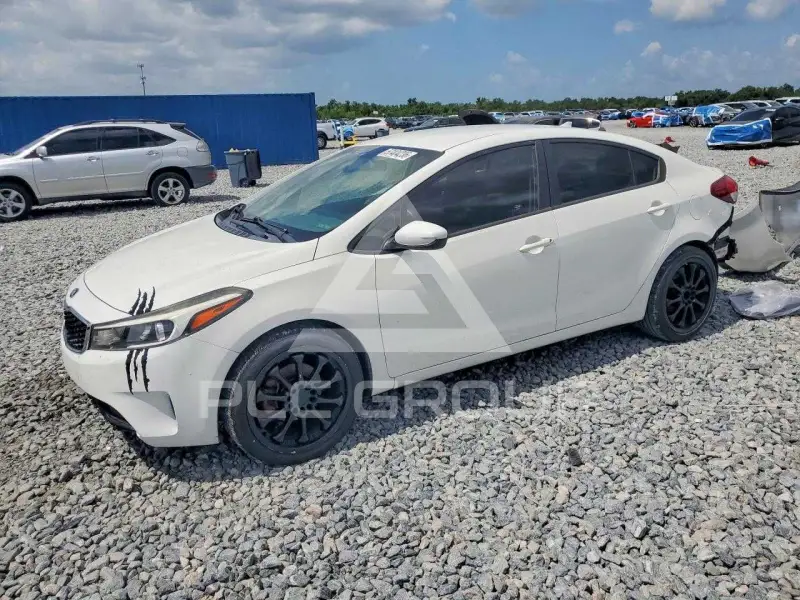 2017 KIA Forte фото