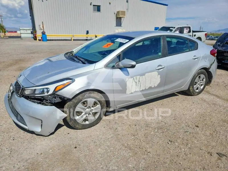2017 KIA Forte фото