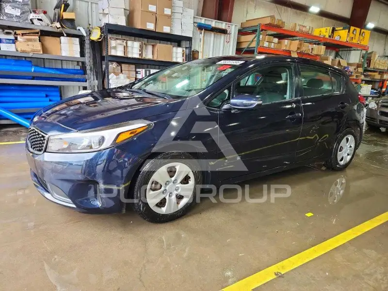 2017 KIA Forte photo