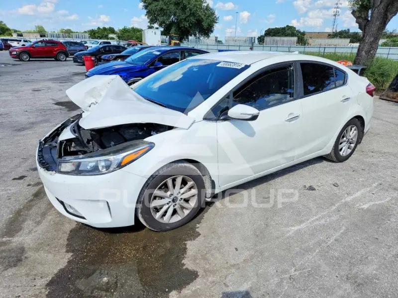 2017 KIA Forte photo