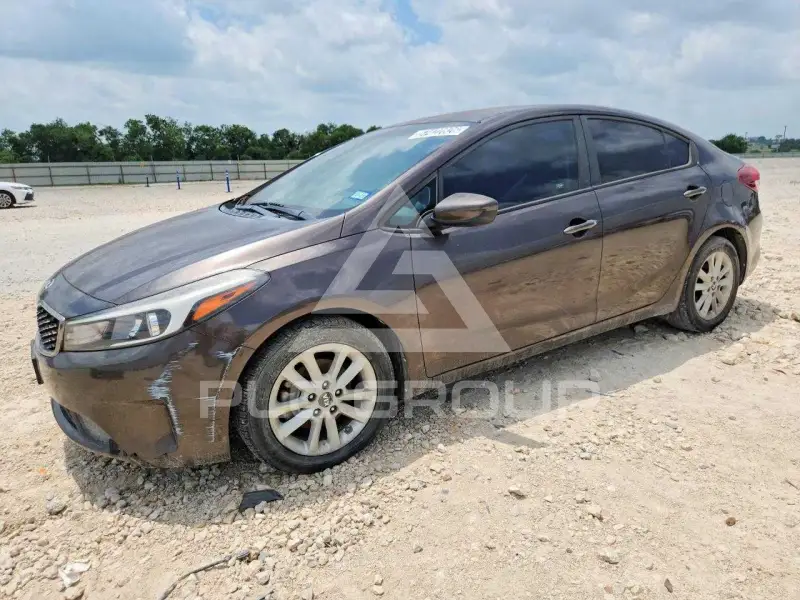 2017 KIA Forte photo