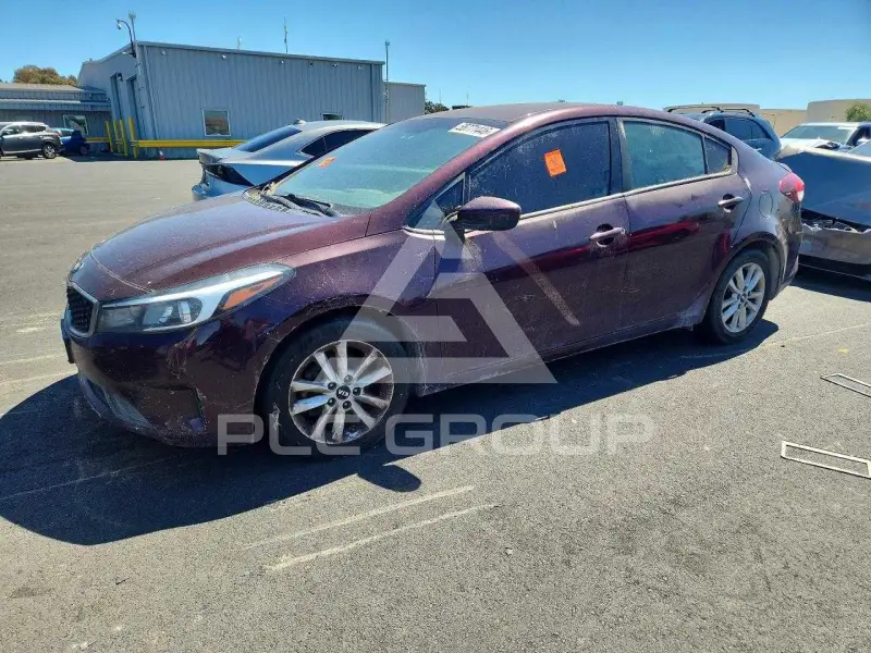 2017 KIA Forte фото