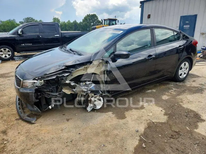 2017 KIA Forte photo