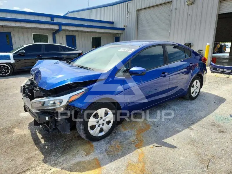 2017 KIA Forte фото