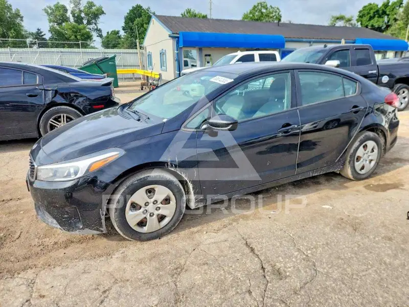 2017 KIA Forte фото