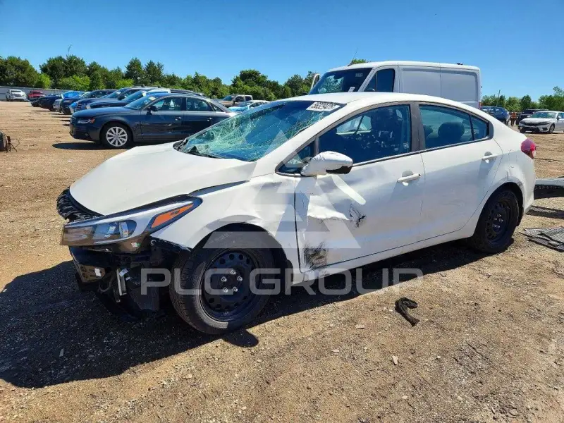 2017 KIA Forte фото