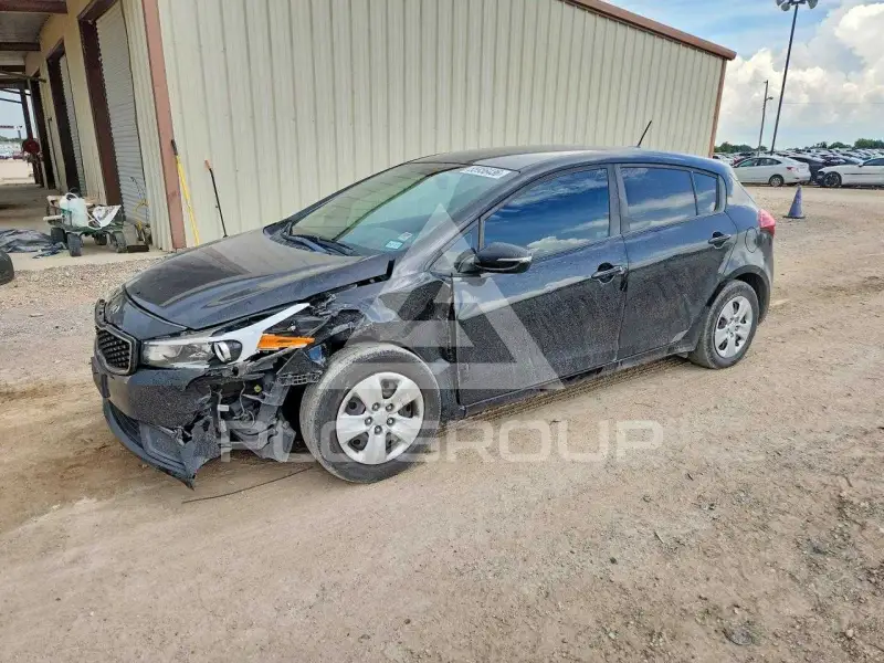 2017 KIA Forte photo